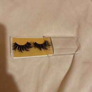 Mink lashes